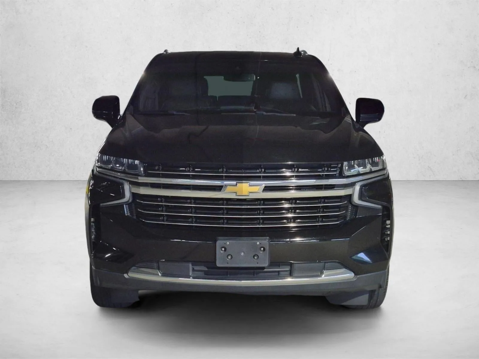 2021 Chevrolet Tahoe LT photo 2