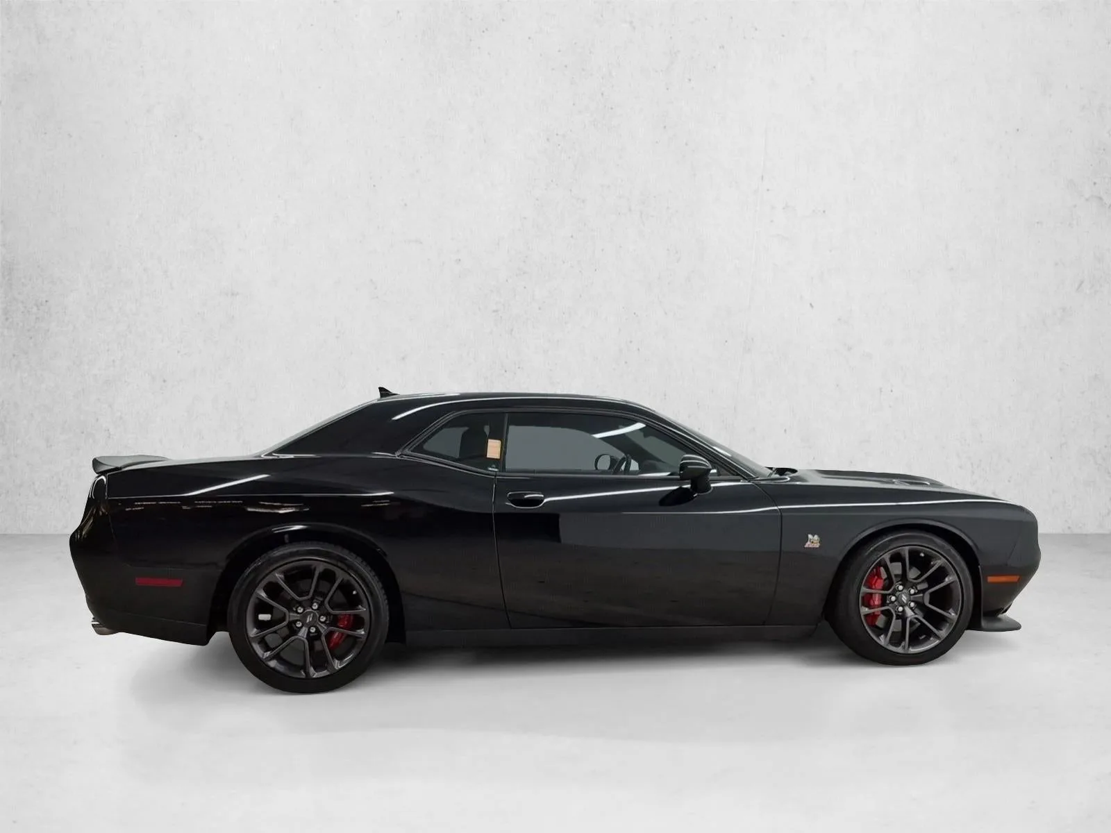 2022 Dodge Challenger R/T Scat Pack photo 4