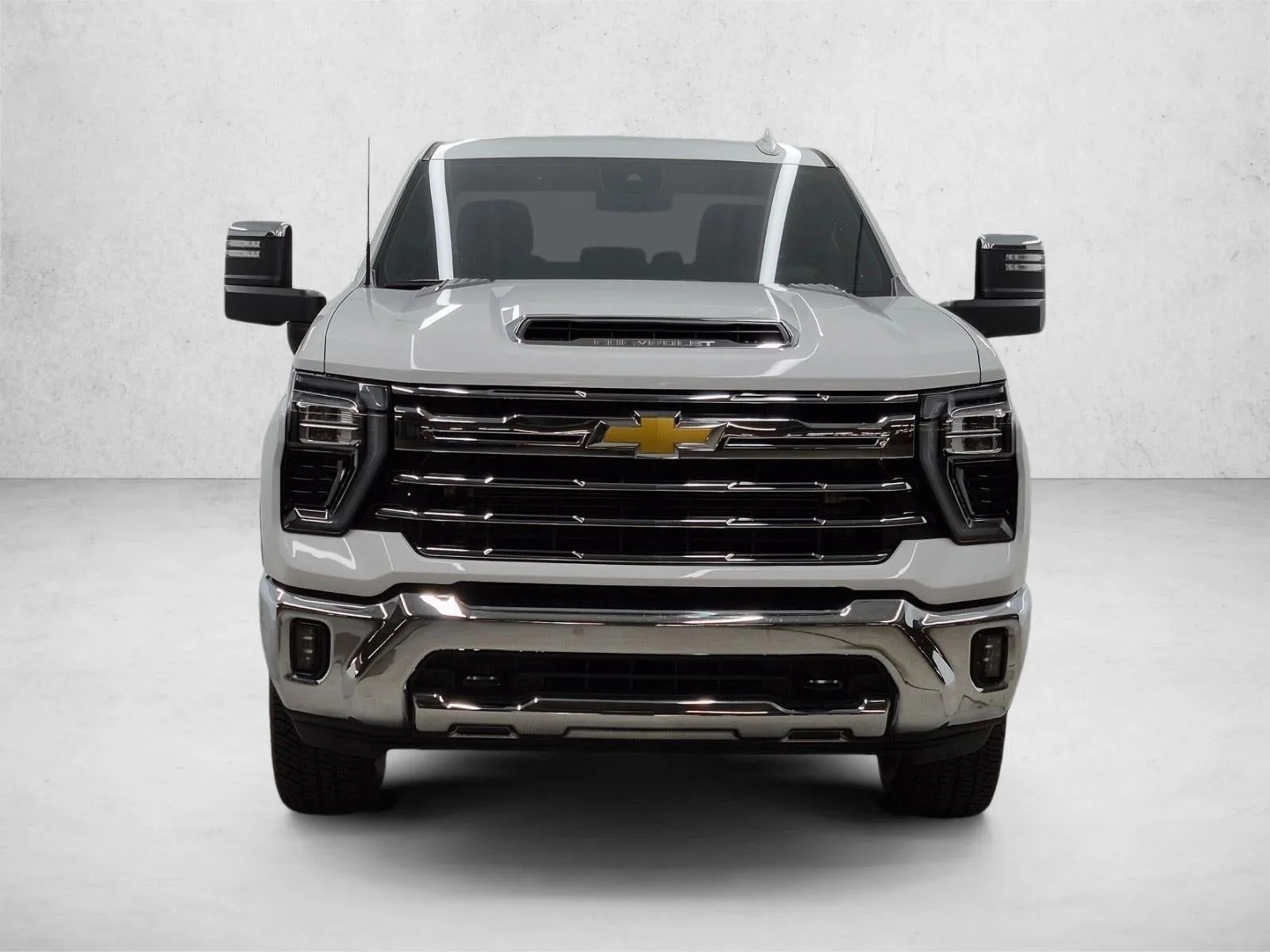 2024 Chevrolet Silverado 2500 HD LTZ photo 2