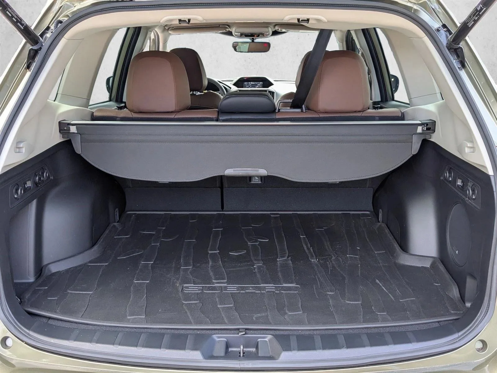 2024 Subaru Forester Touring photo 6