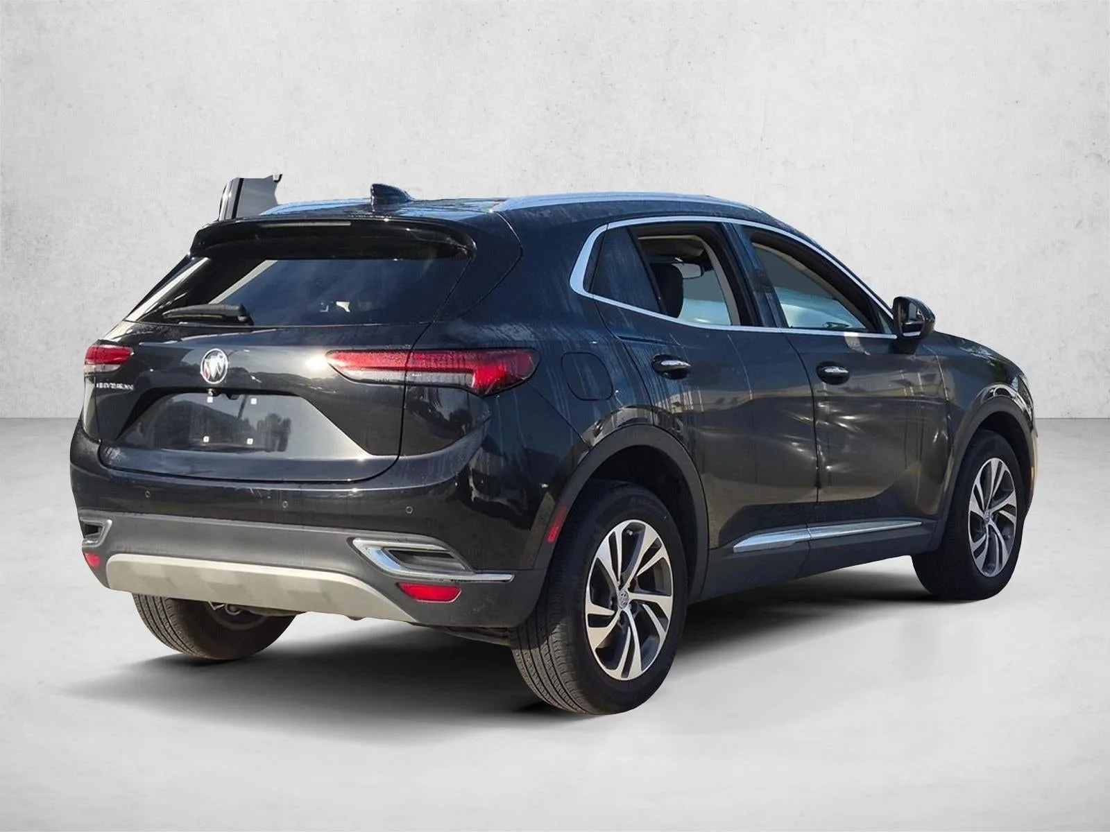 2023 Buick Envision FWD 4dr Essence photo 5