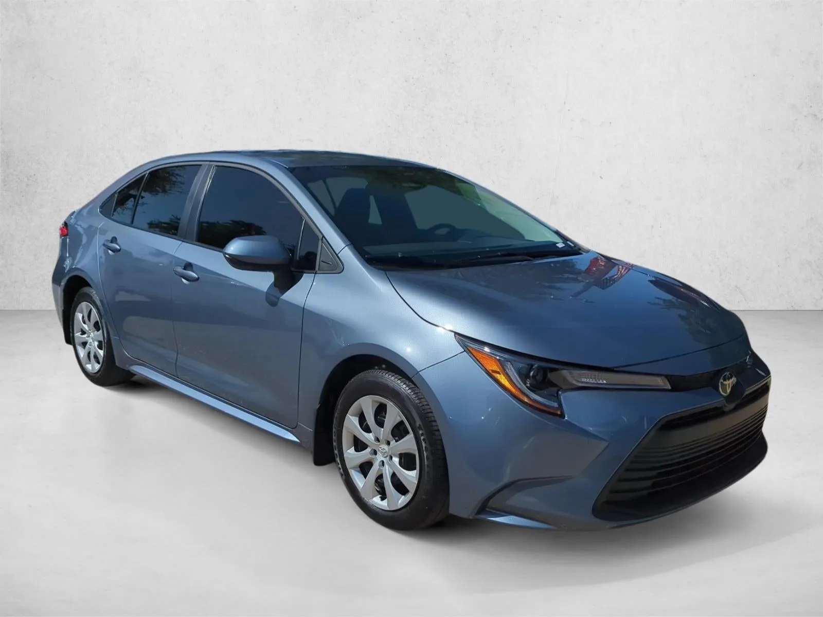 2026 Toyota Corolla LE CVT (Natl) photo 3