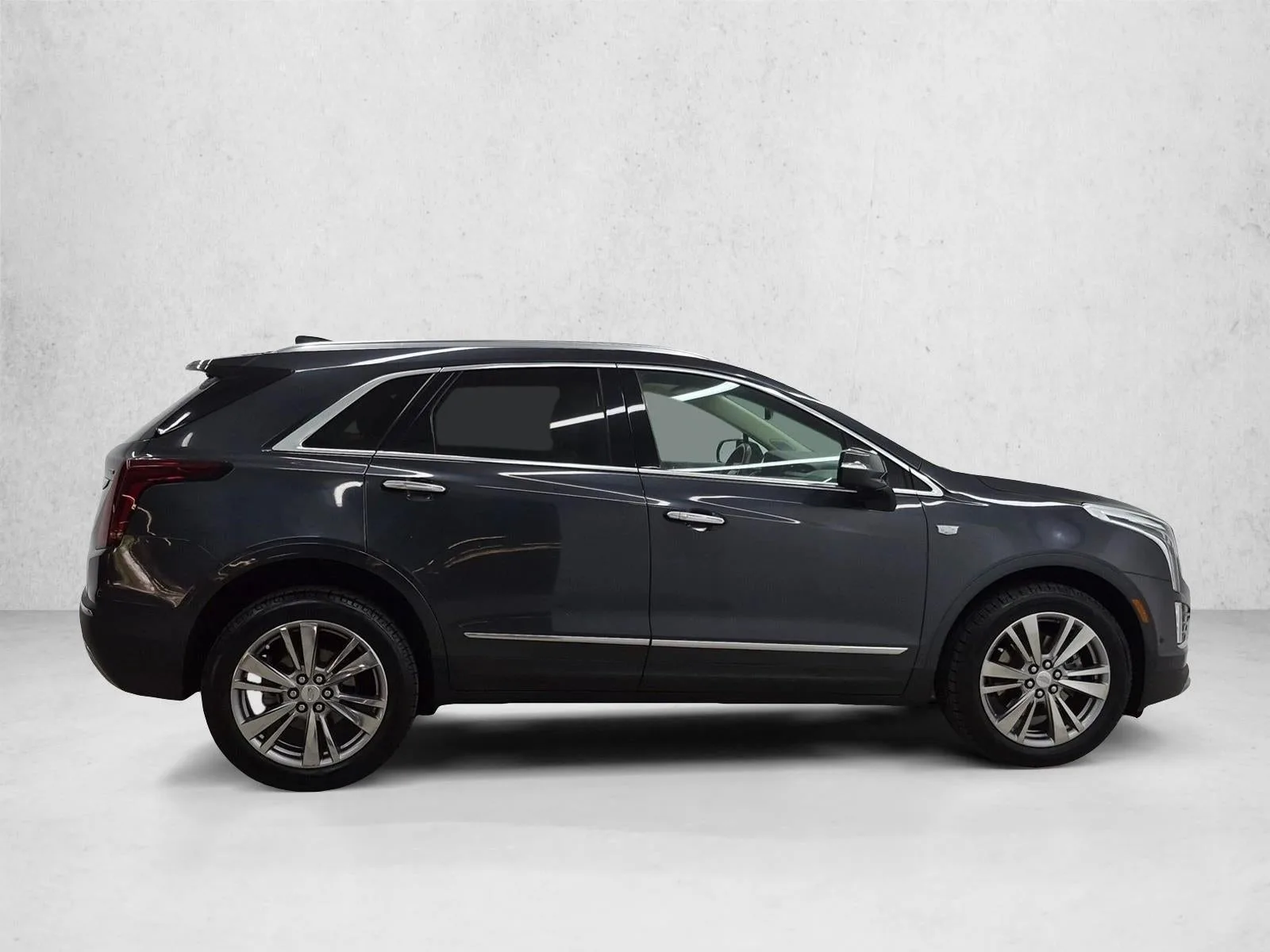 2023 Cadillac XT5 FWD Premium Luxury photo 4