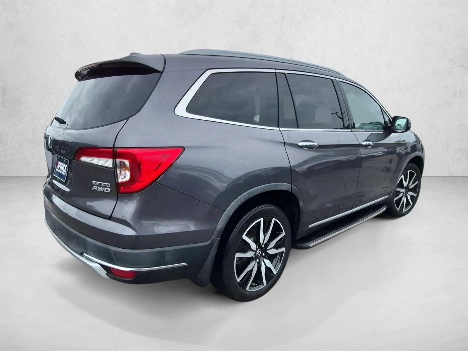 2019 Honda Pilot Touring 7-Passenger AWD photo 5