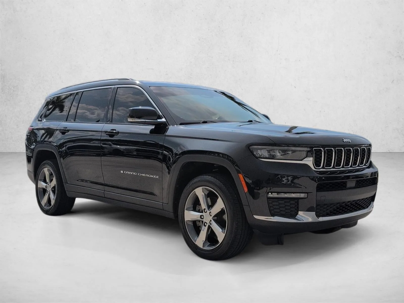 2021 Jeep Grand Cherokee L Limited 4x2 photo 7