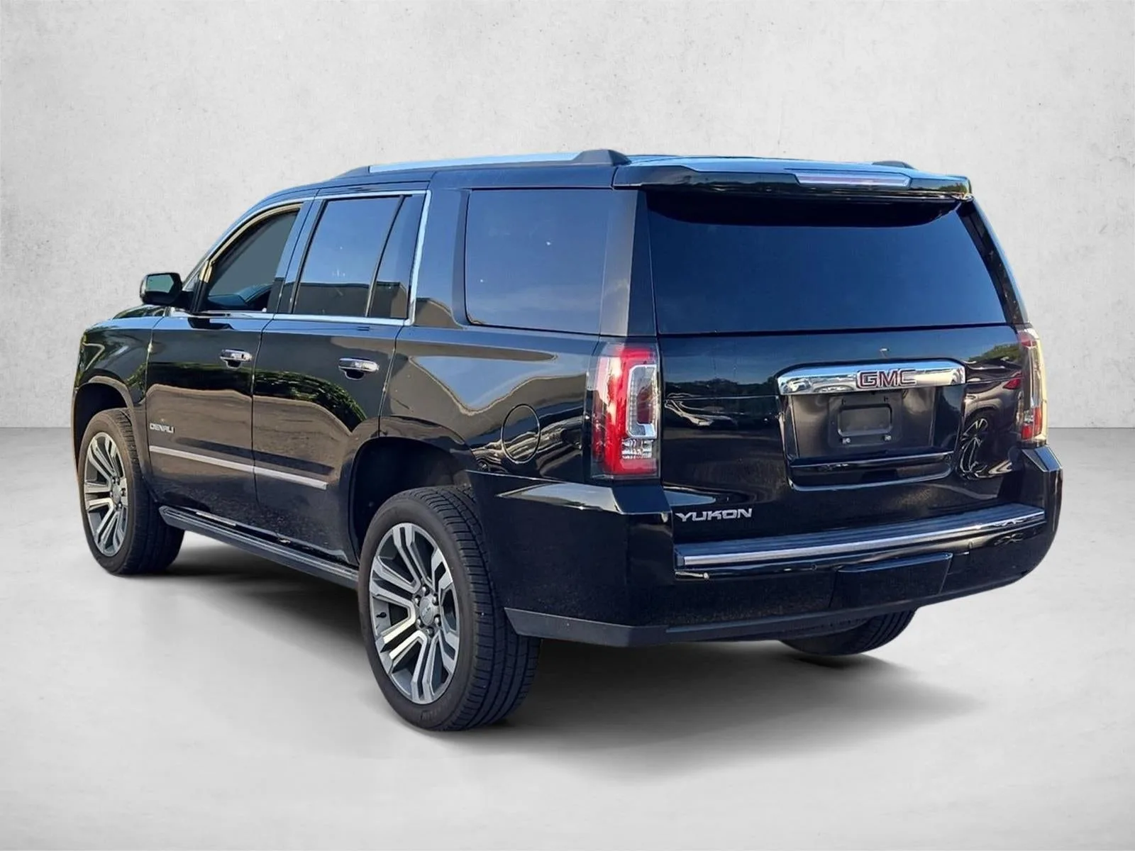 2017 GMC Yukon 2WD 4dr Denali photo 7