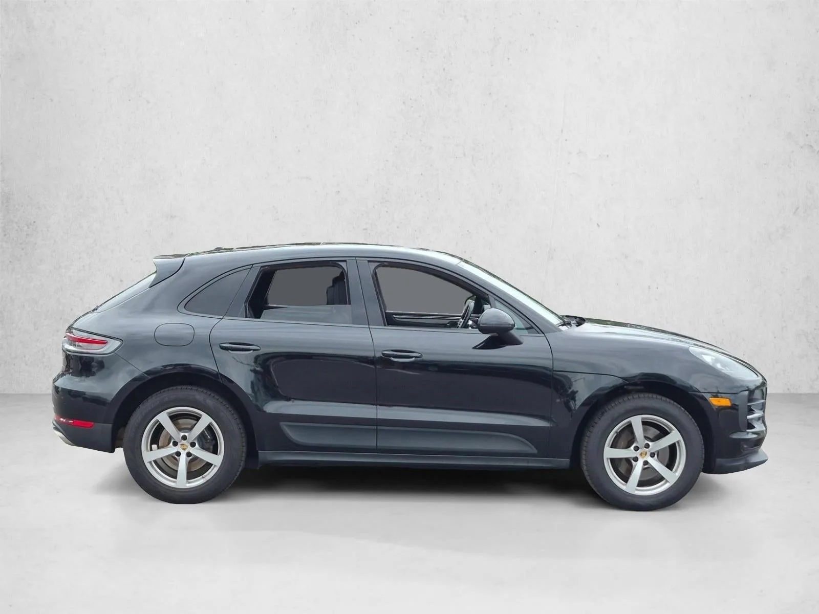 2020 Porsche Macan AWD photo 4
