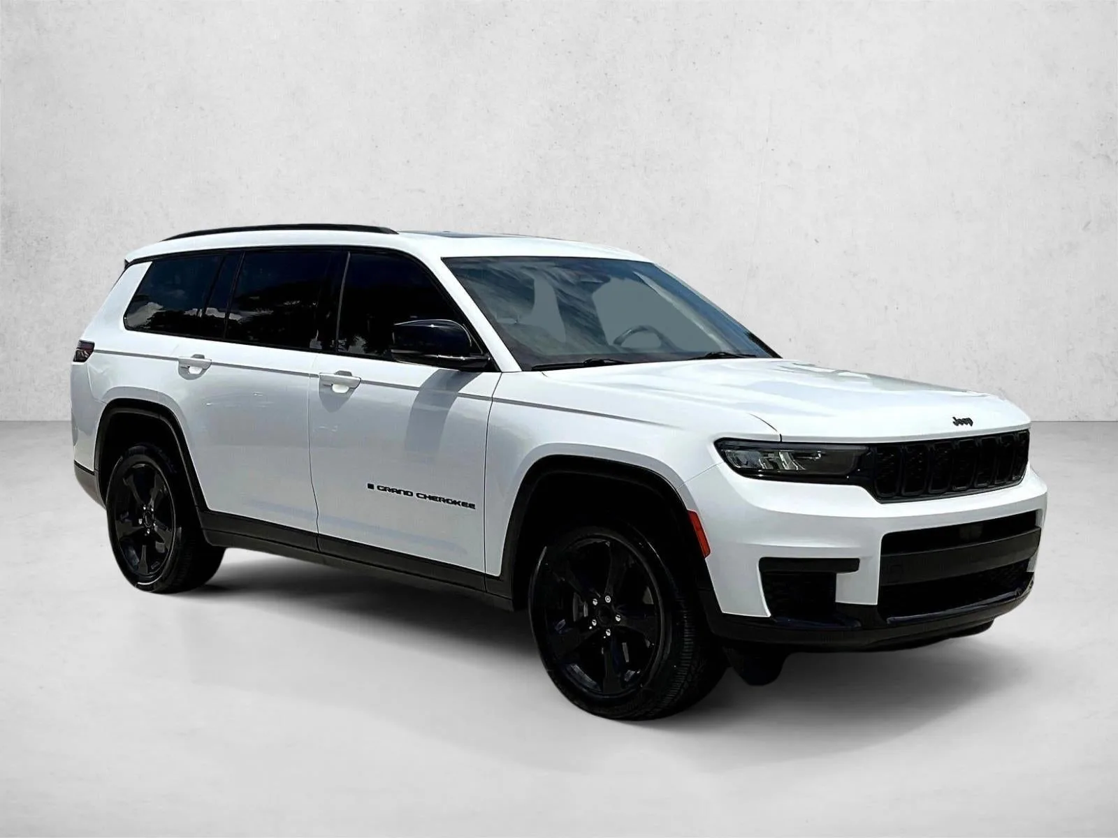 2023 Jeep Grand Cherokee L Altitude 4x2 photo 12