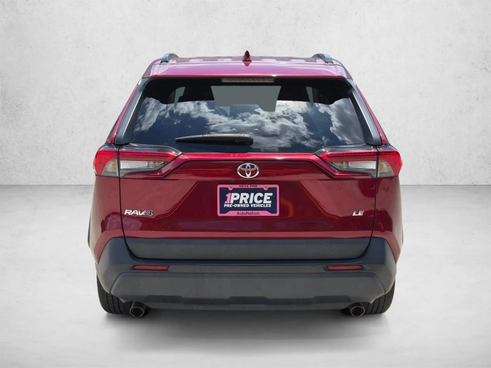 2021 Toyota RAV4 LE photo 6