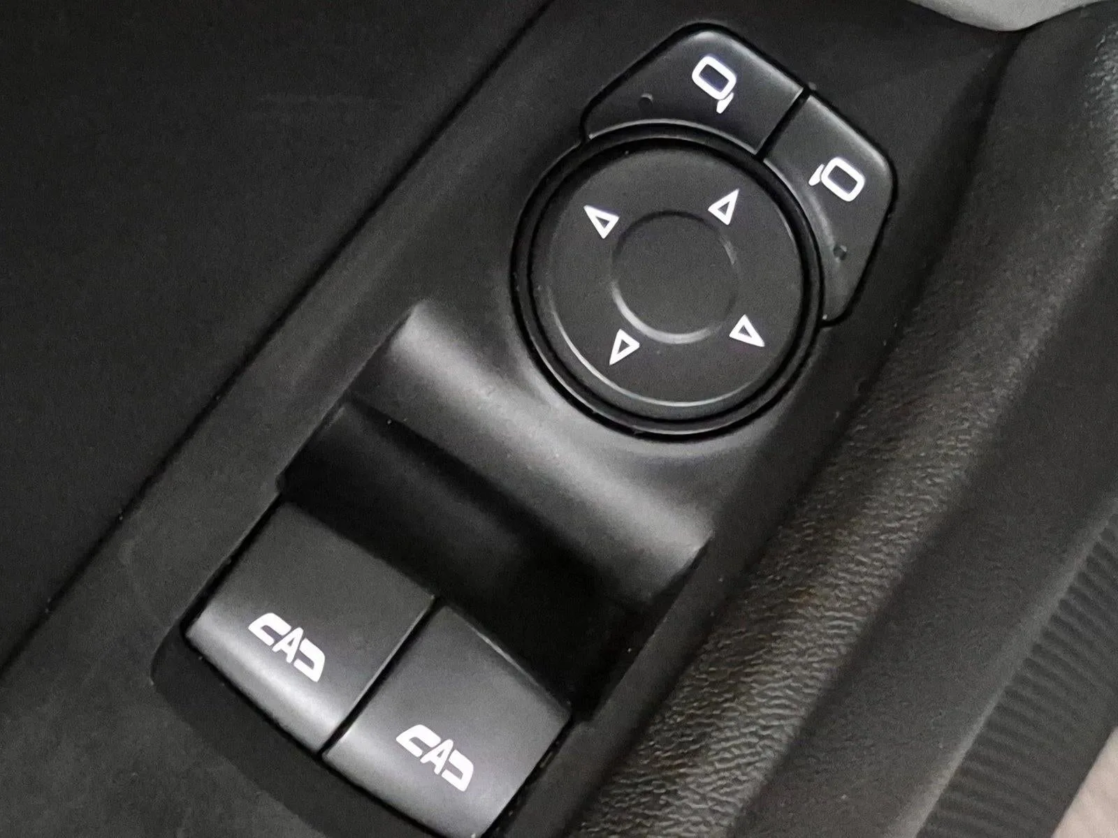 2021 Chevrolet Camaro LT1 photo 12