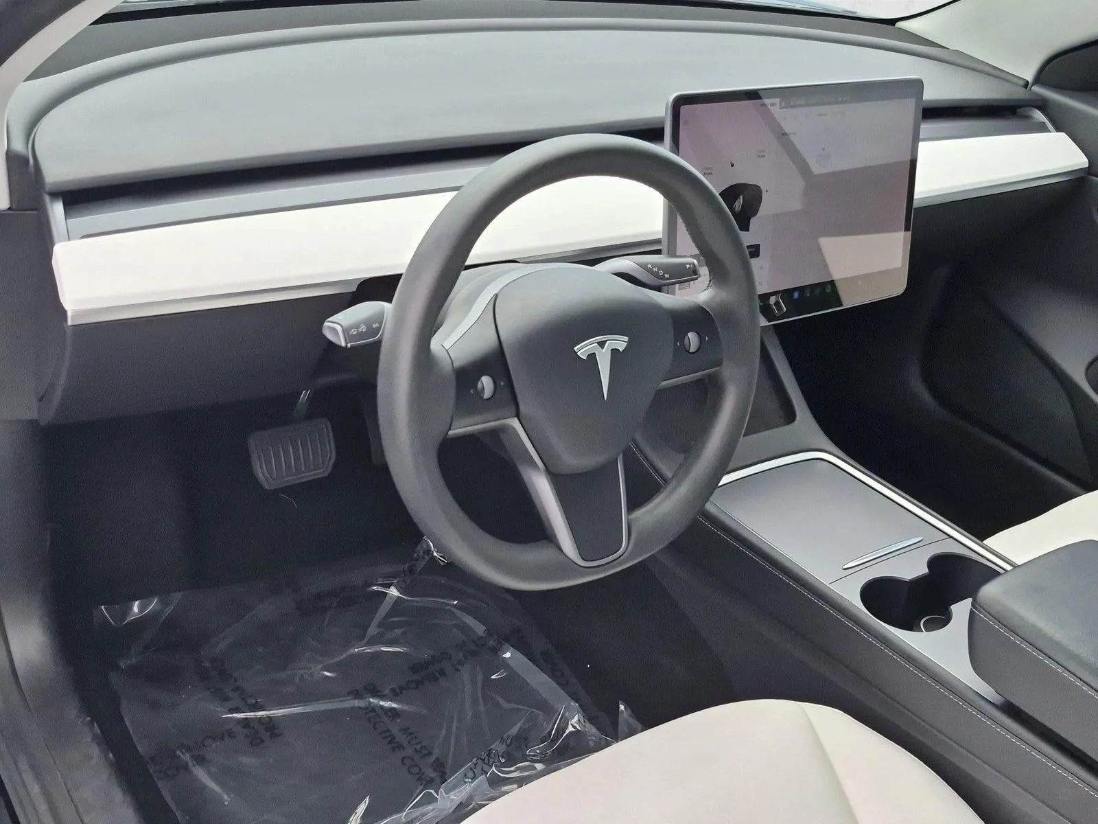 2021 Tesla Model 3 Standard Range Plus photo 10
