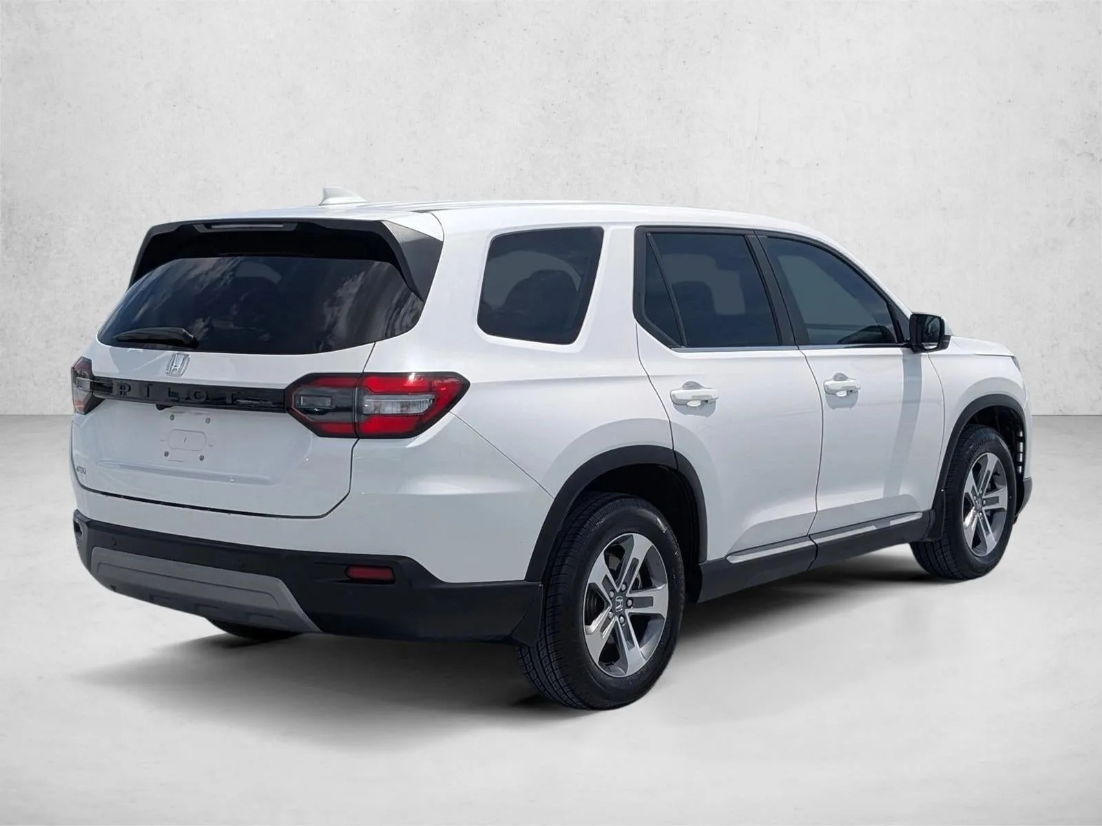 2024 Honda Pilot EX-L photo 4