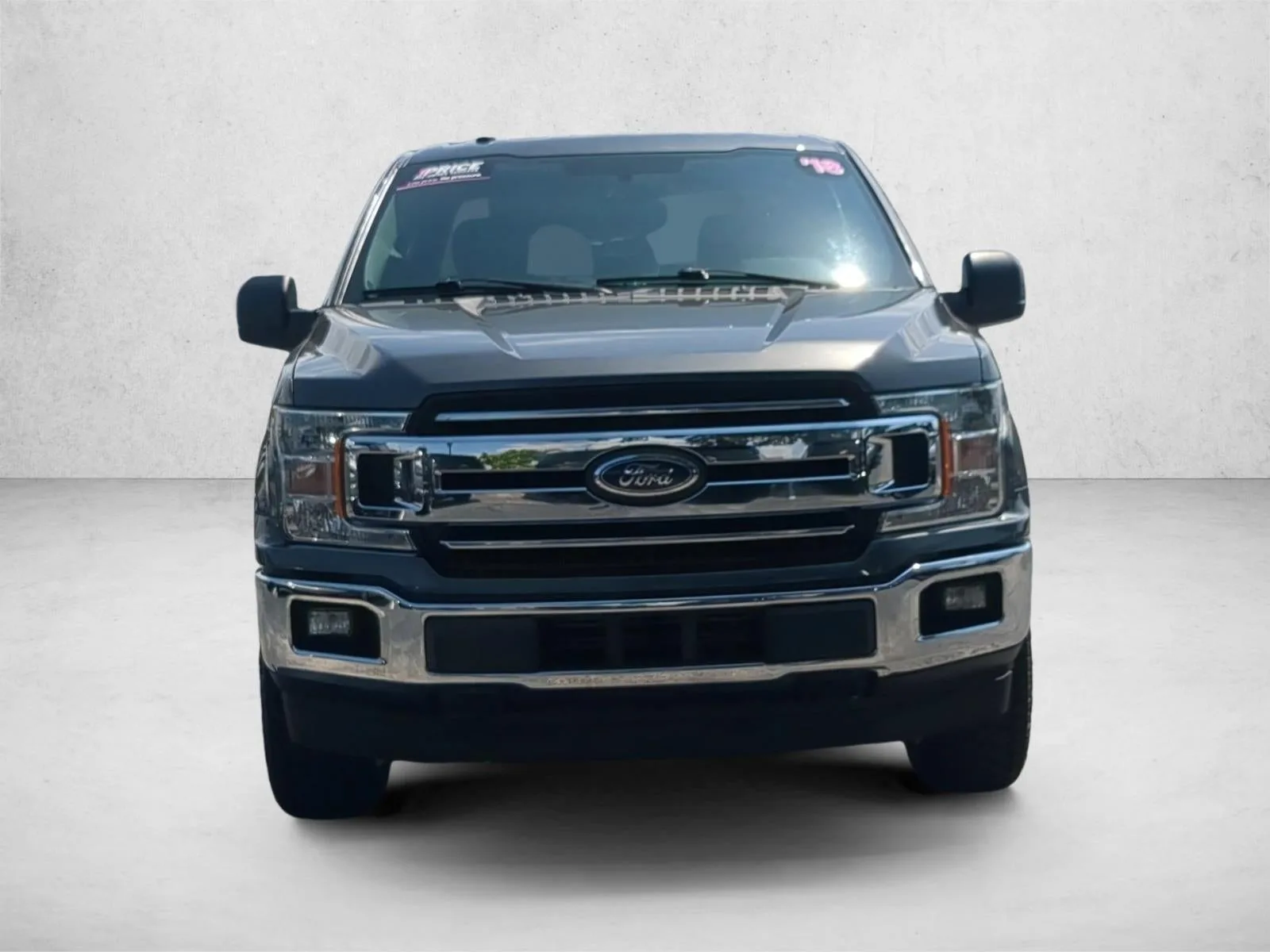 2018 Ford F-150 XLT photo 2