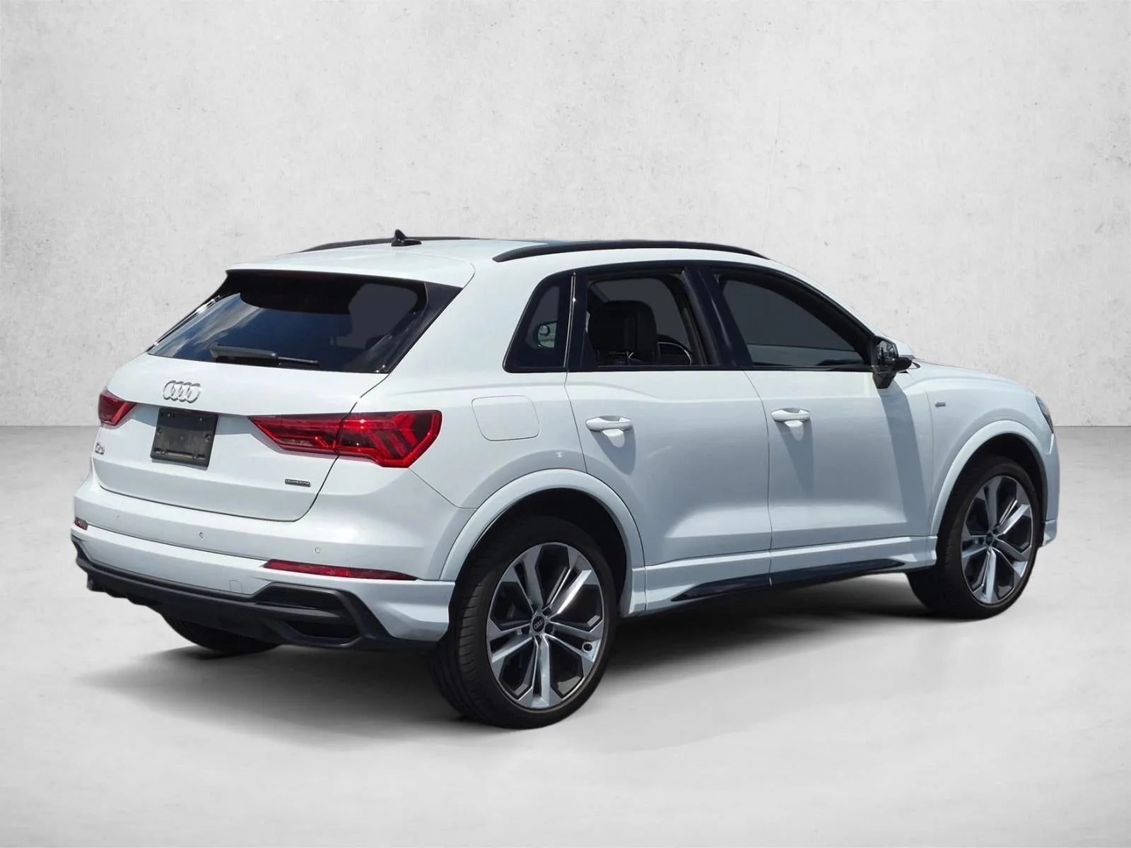 2021 Audi Q3 Premium Plus 45 TFSI S line quattro Tiptronic photo 5