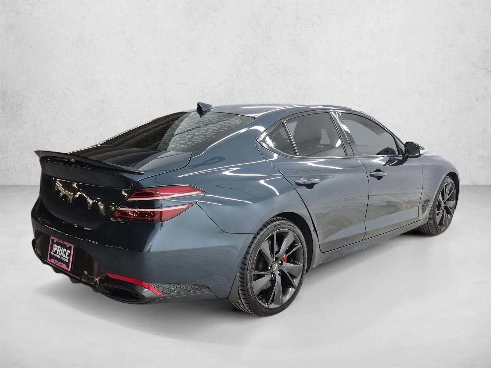 2022 Genesis G70 3.3T RWD photo 5