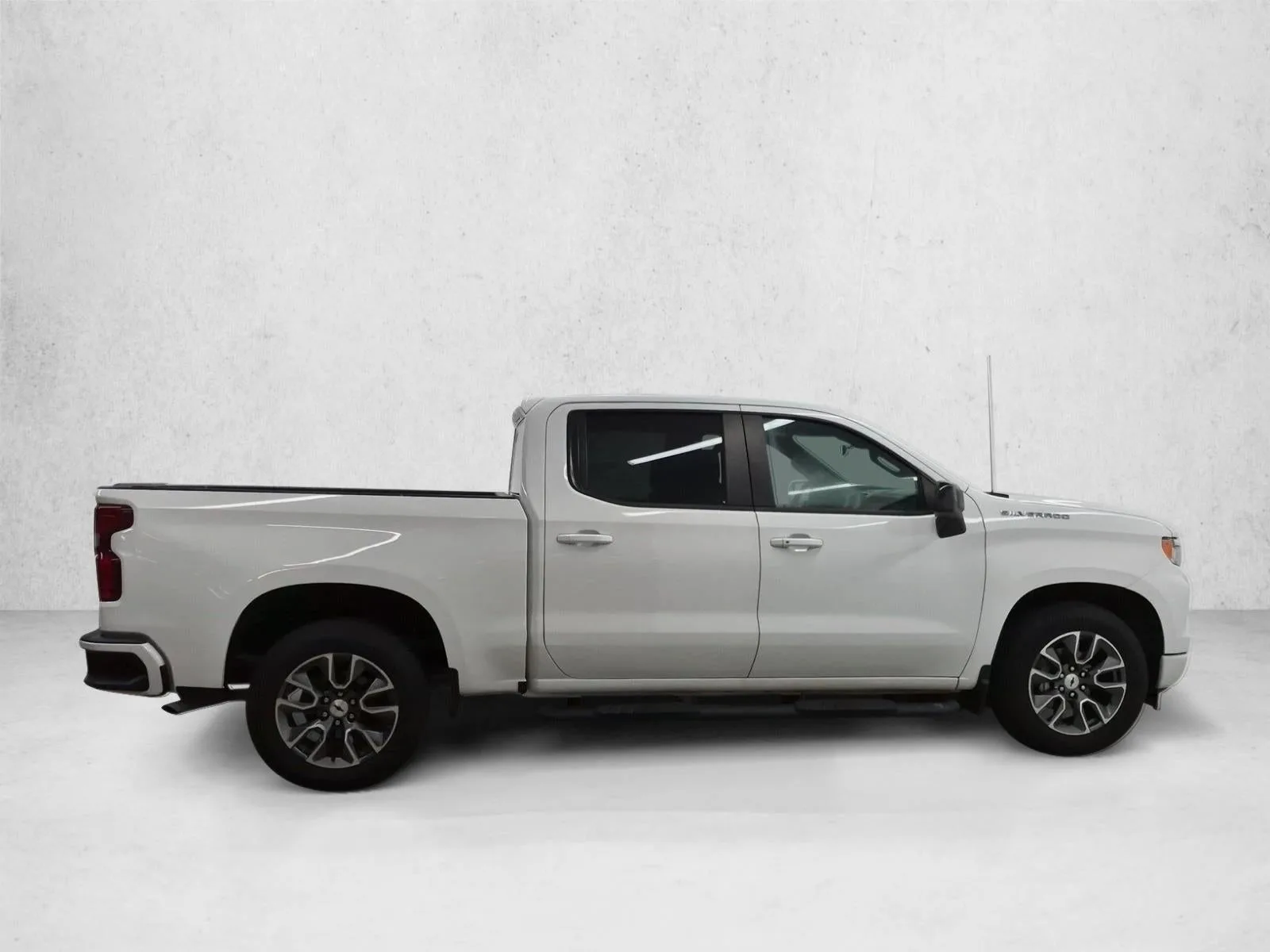 2022 Chevrolet Silverado 1500 RST photo 4