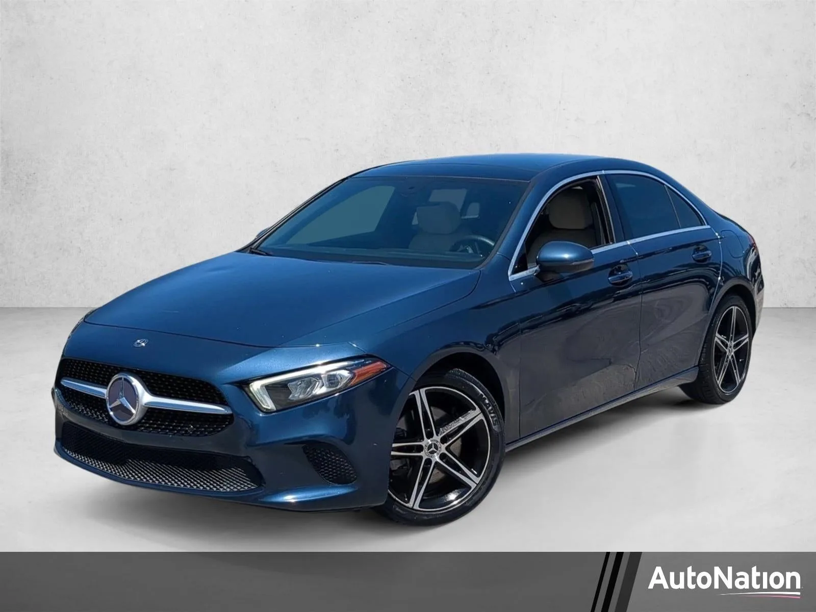 2019 Mercedes-Benz A 220