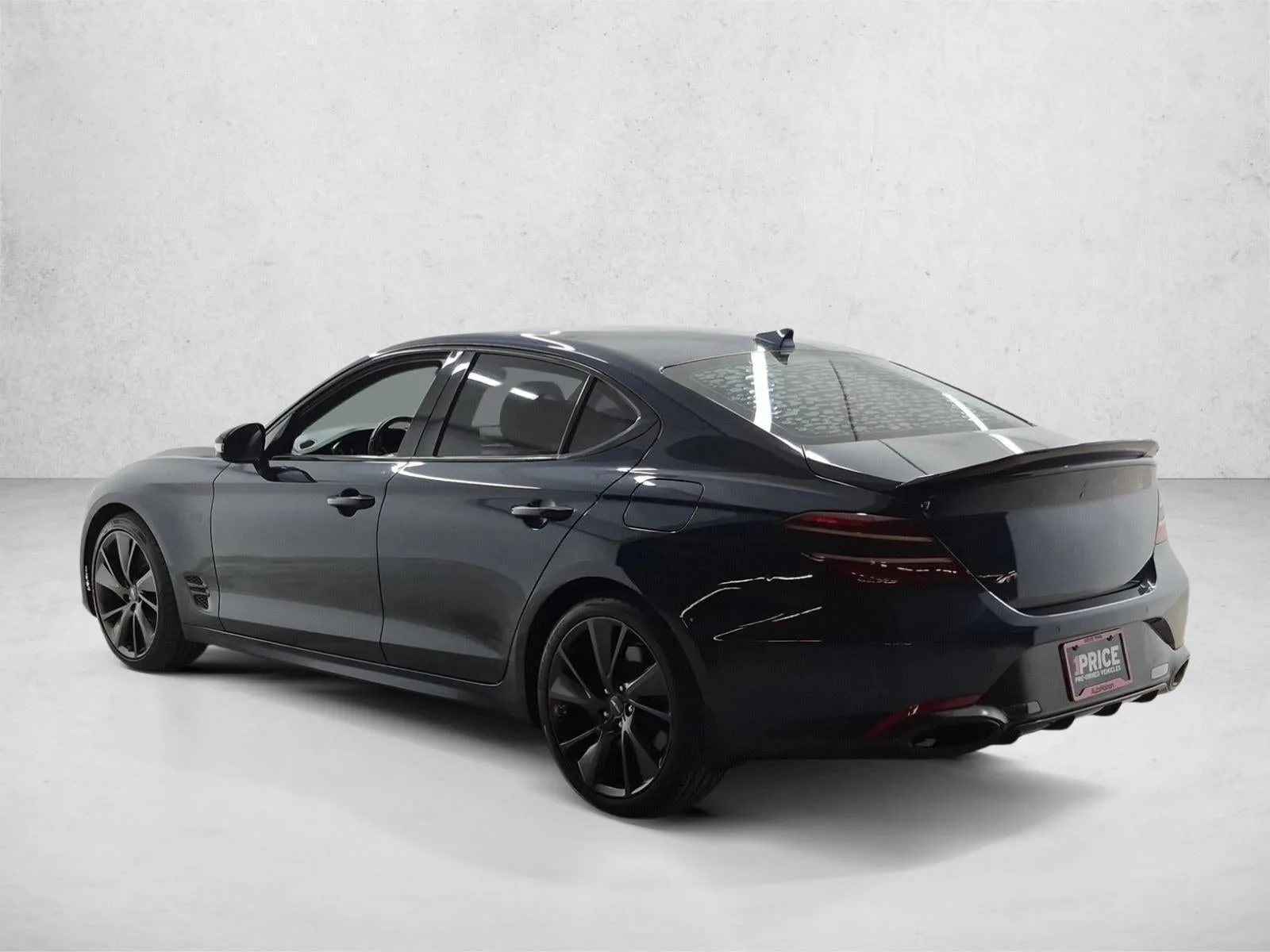 2022 Genesis G70 3.3T RWD photo 8