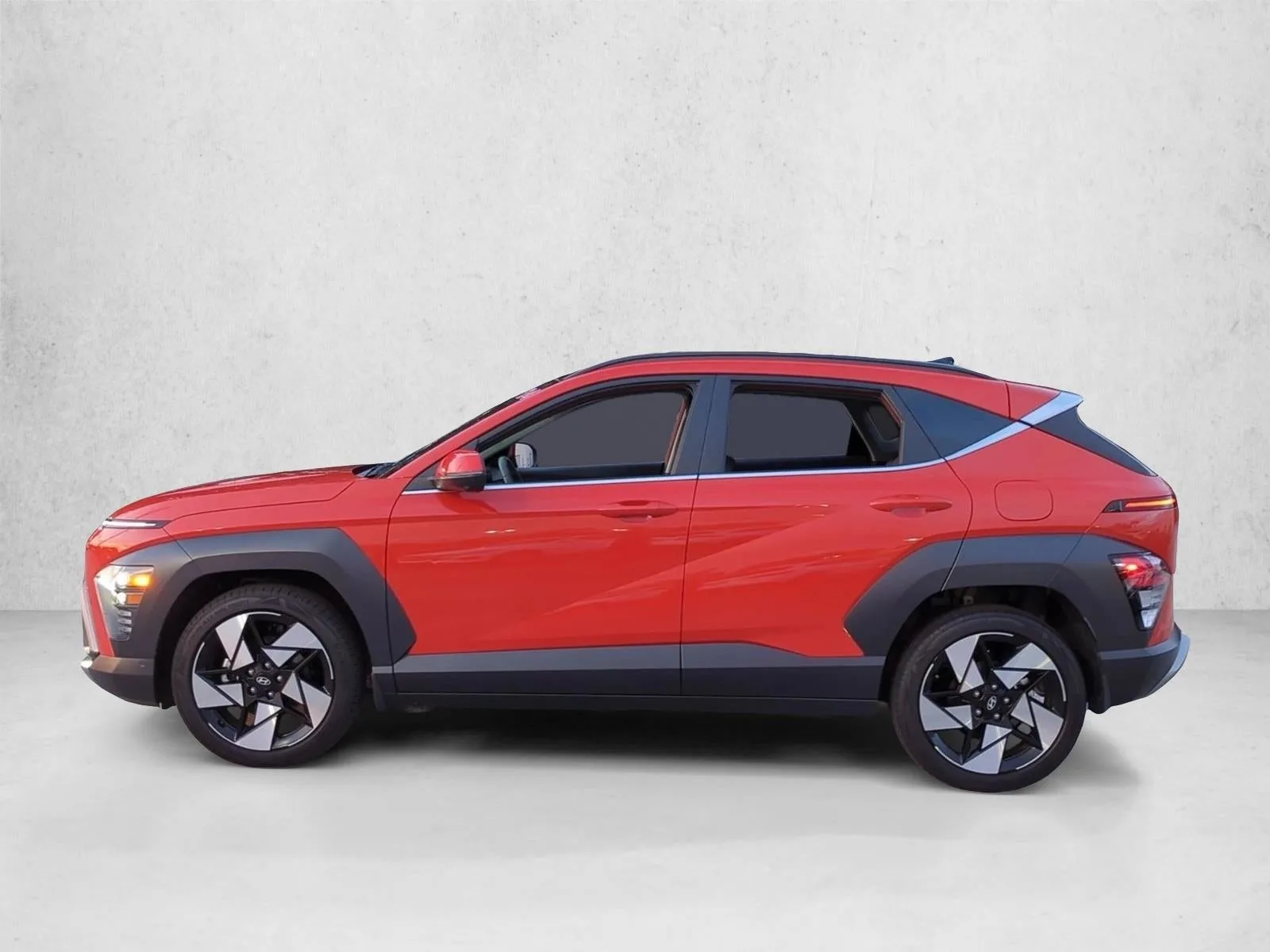 2024 Hyundai KONA Limited FWD photo 9