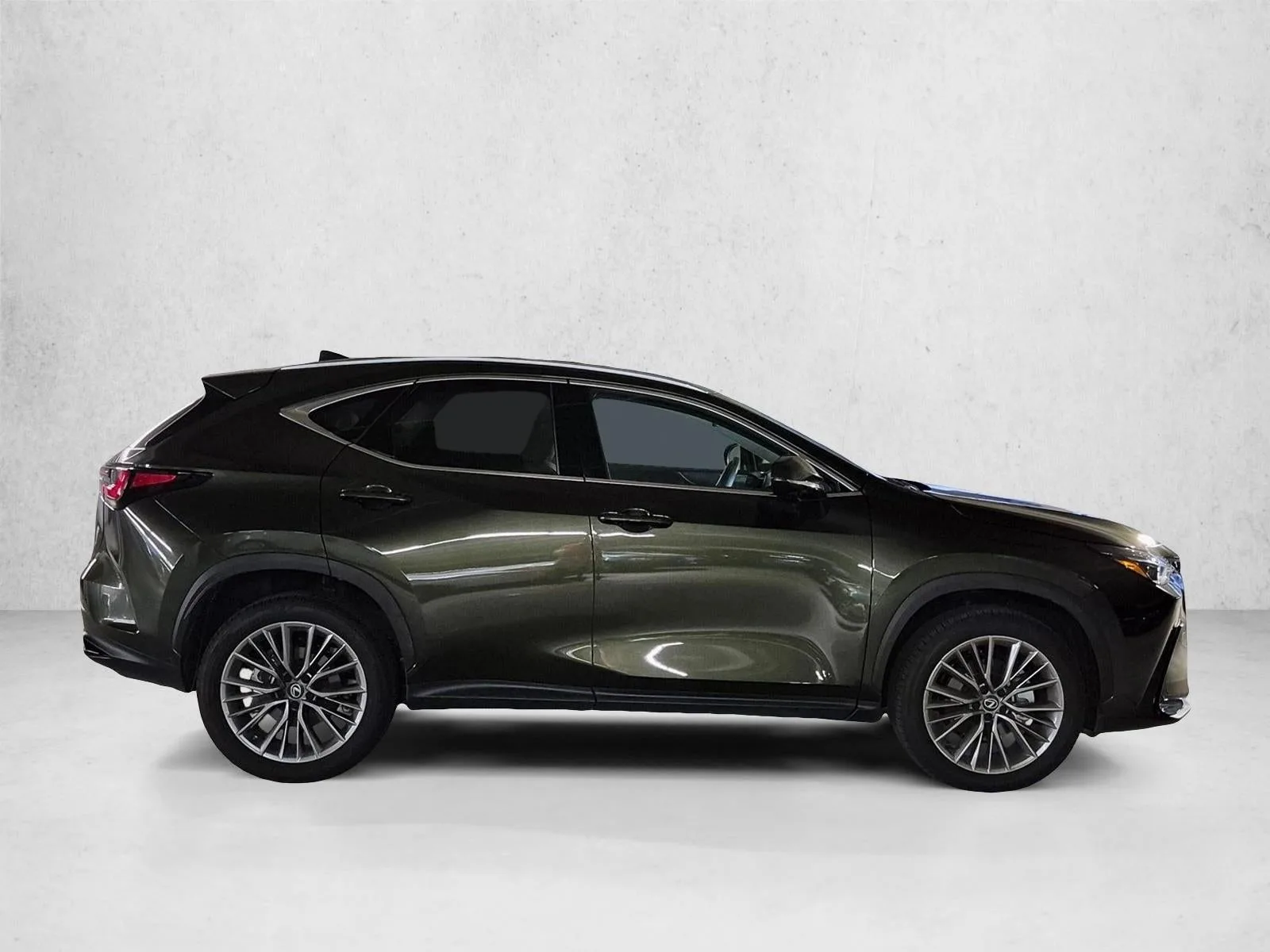 2026 Lexus NX 350 Luxury photo 4