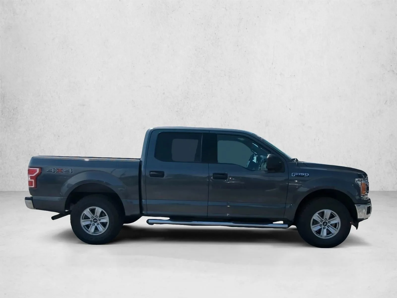 2018 Ford F-150 XLT photo 4