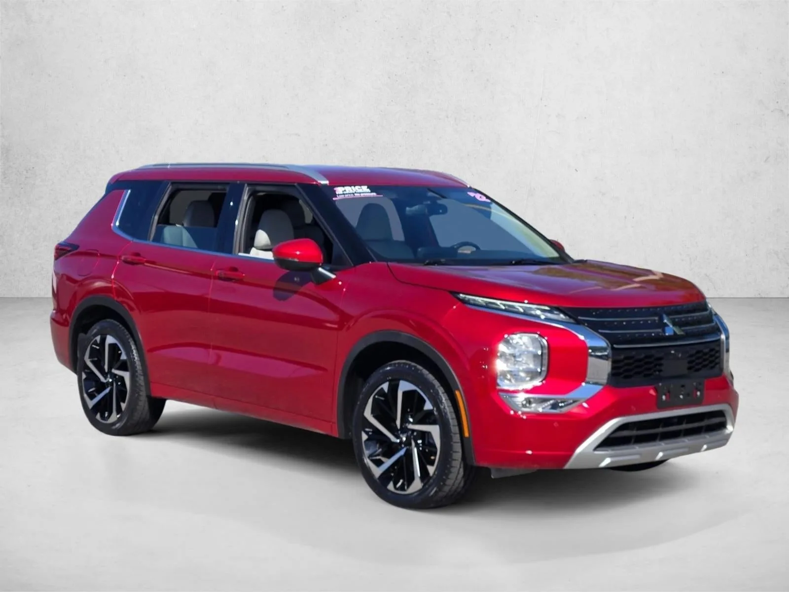 2022 Mitsubishi Outlander SEL FWD photo 3