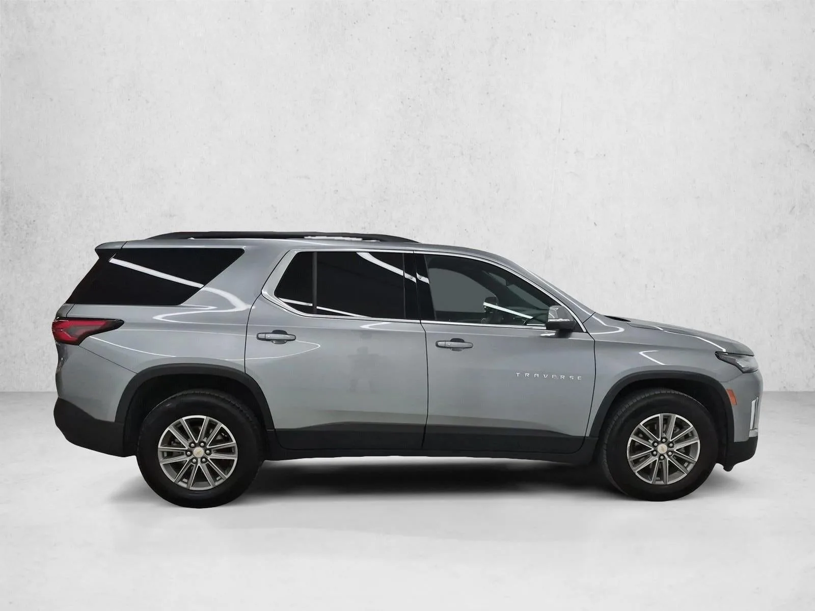 2023 Chevrolet Traverse LT Cloth photo 4