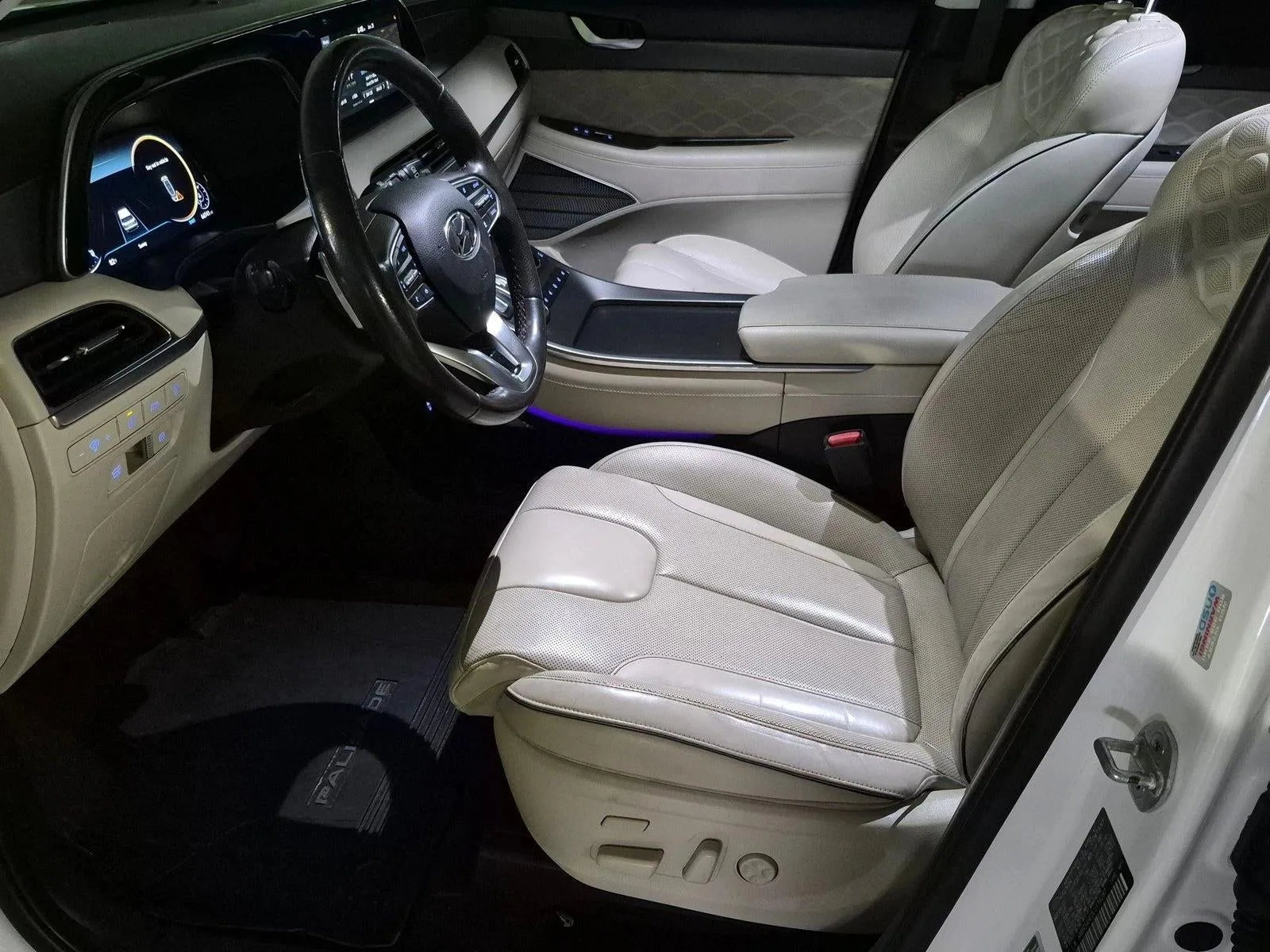 2020 Hyundai Palisade Limited photo 11