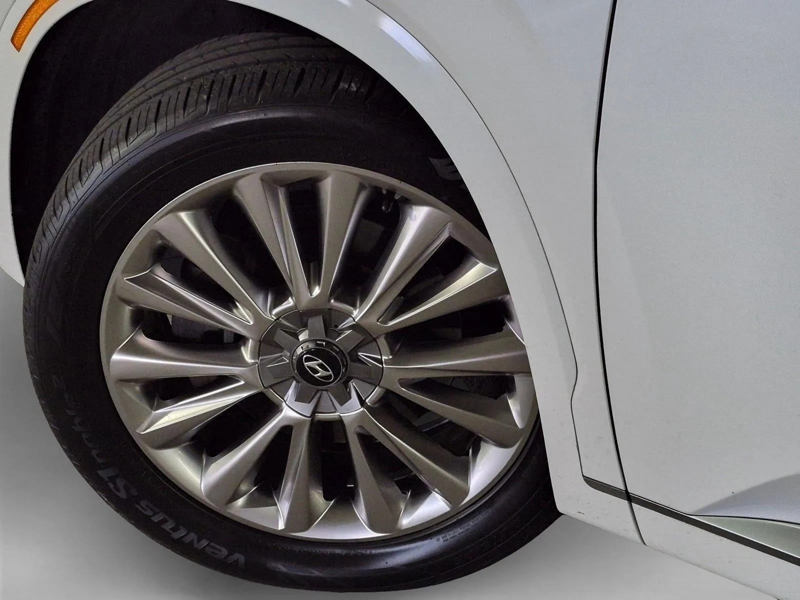 2020 Hyundai Palisade Limited photo 8