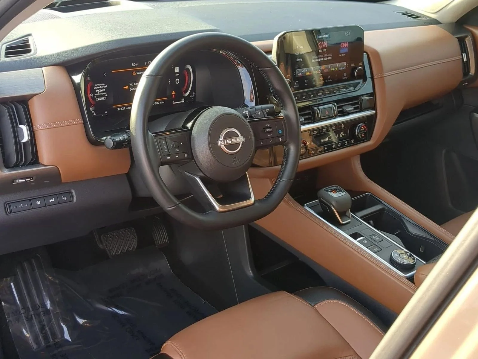 2023 Nissan Pathfinder Platinum 4WD photo 10