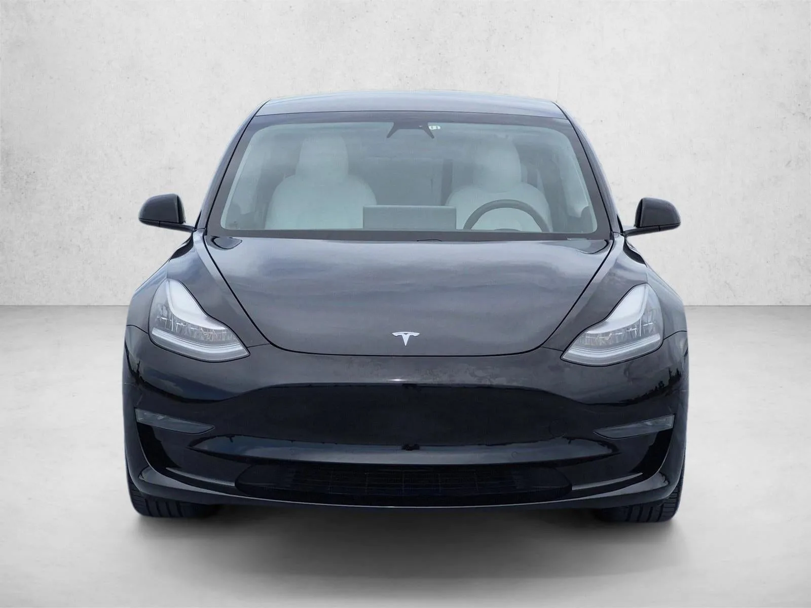 2021 Tesla Model 3 Standard Range Plus photo 2
