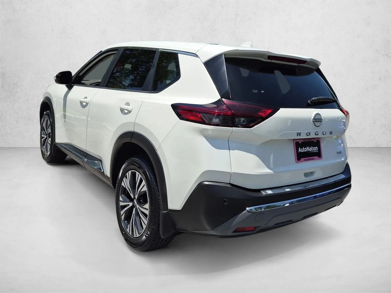 2023 Nissan Rogue FWD SV photo 8
