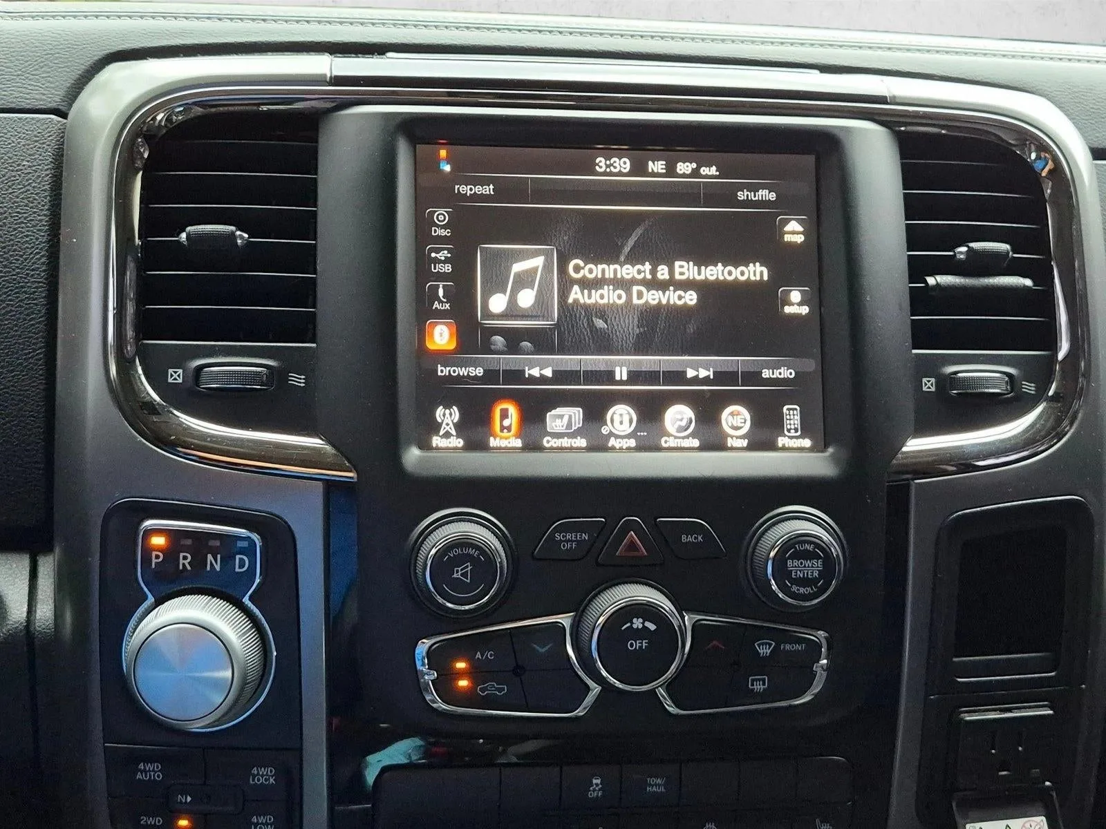 2017 RAM 1500 Sport 4x4 Regular Cab 6'4" Box photo 12