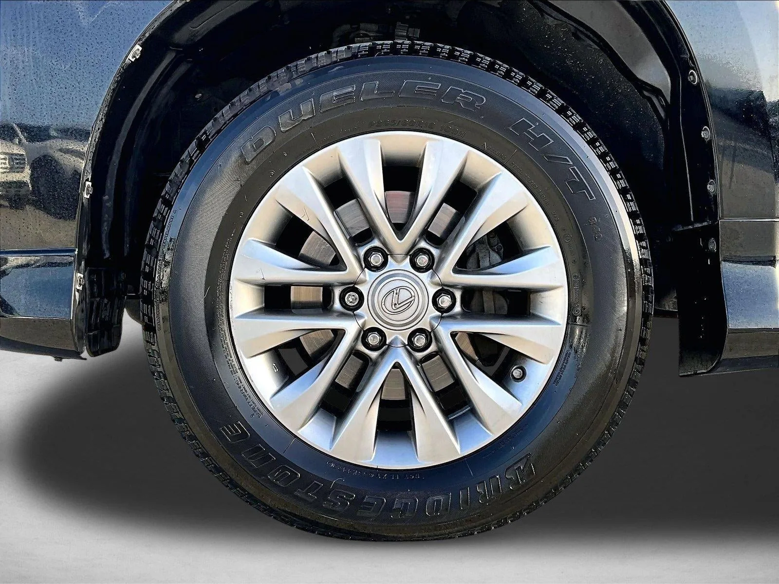 2014 Lexus GX 460 4WD 4dr Luxury photo 6