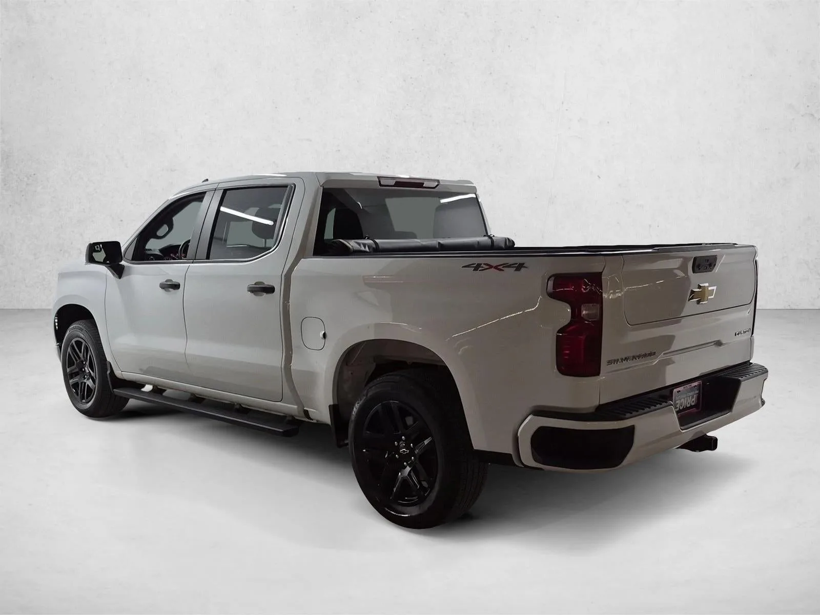 2024 Chevrolet Silverado 1500 Custom photo 8