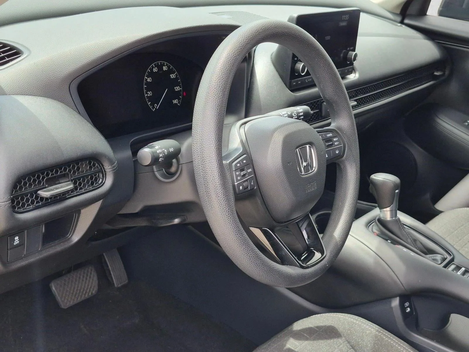2024 Honda HR-V LX 2WD CVT photo 9