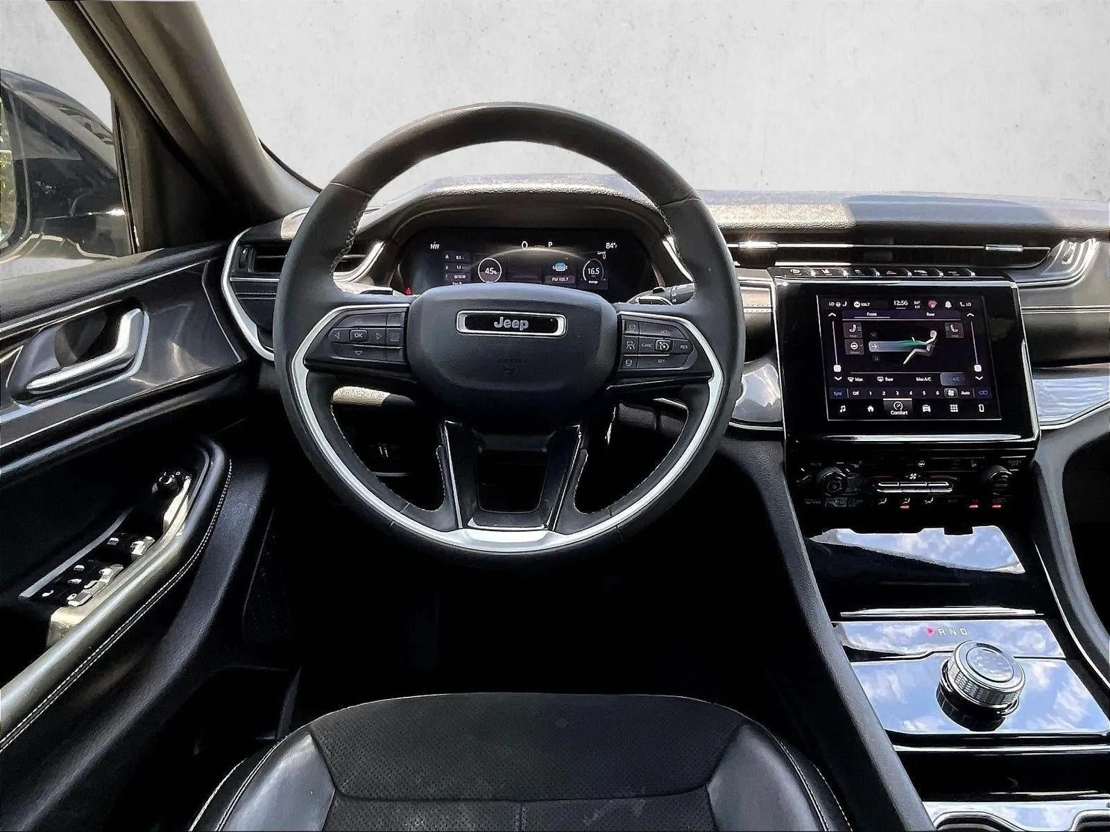2023 Jeep Grand Cherokee L Altitude 4x2 photo 7