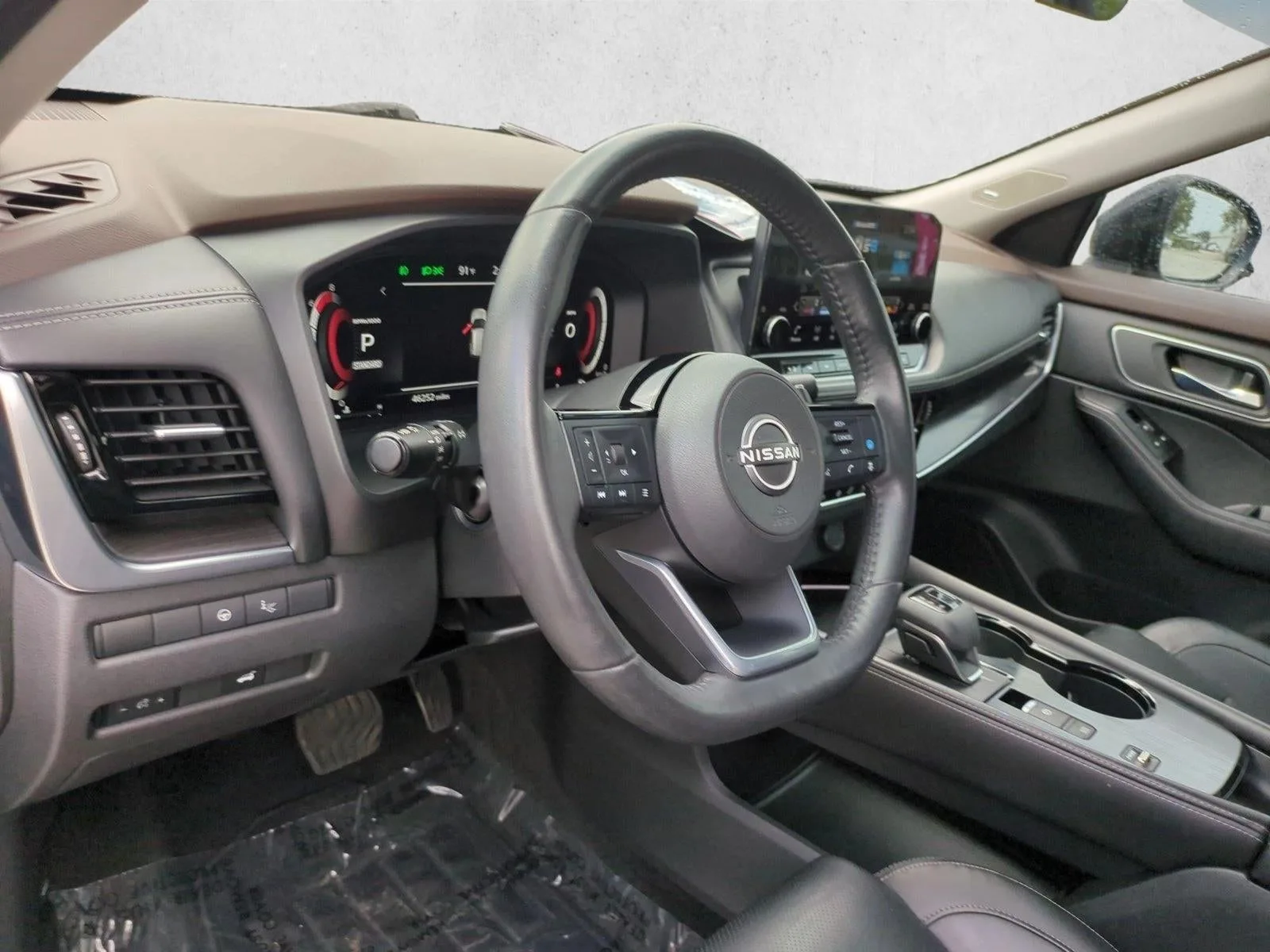 2022 Nissan Rogue FWD Platinum photo 10