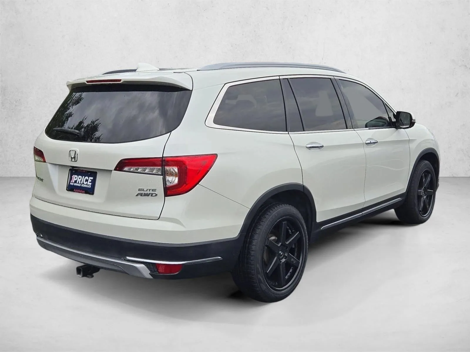 2019 Honda Pilot Elite AWD photo 5
