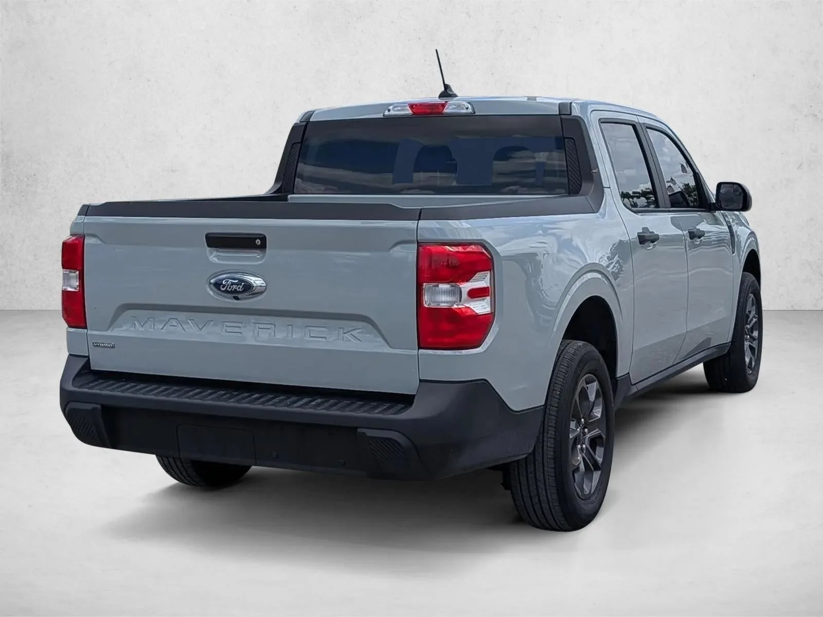 2024 Ford Maverick XLT FWD SuperCrew photo 5