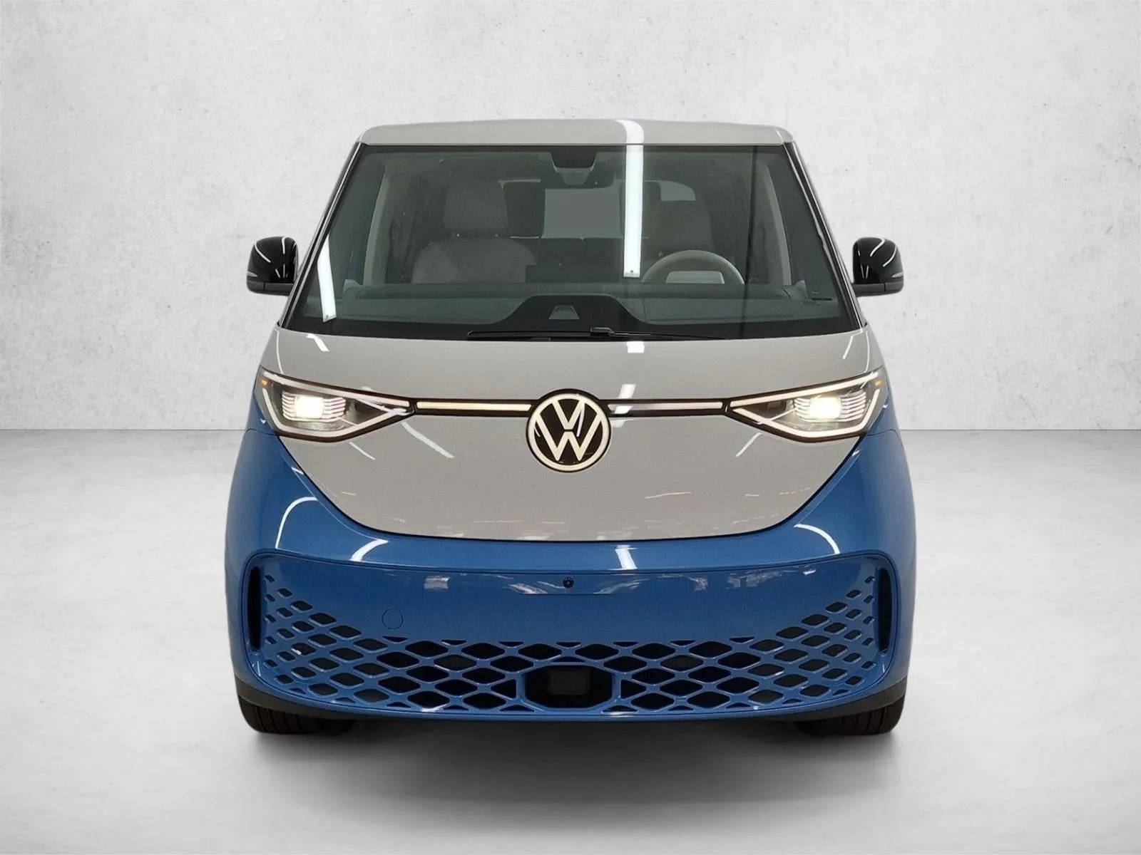 2025 Volkswagen ID. Buzz 1st Edition with 4MOTION photo 2