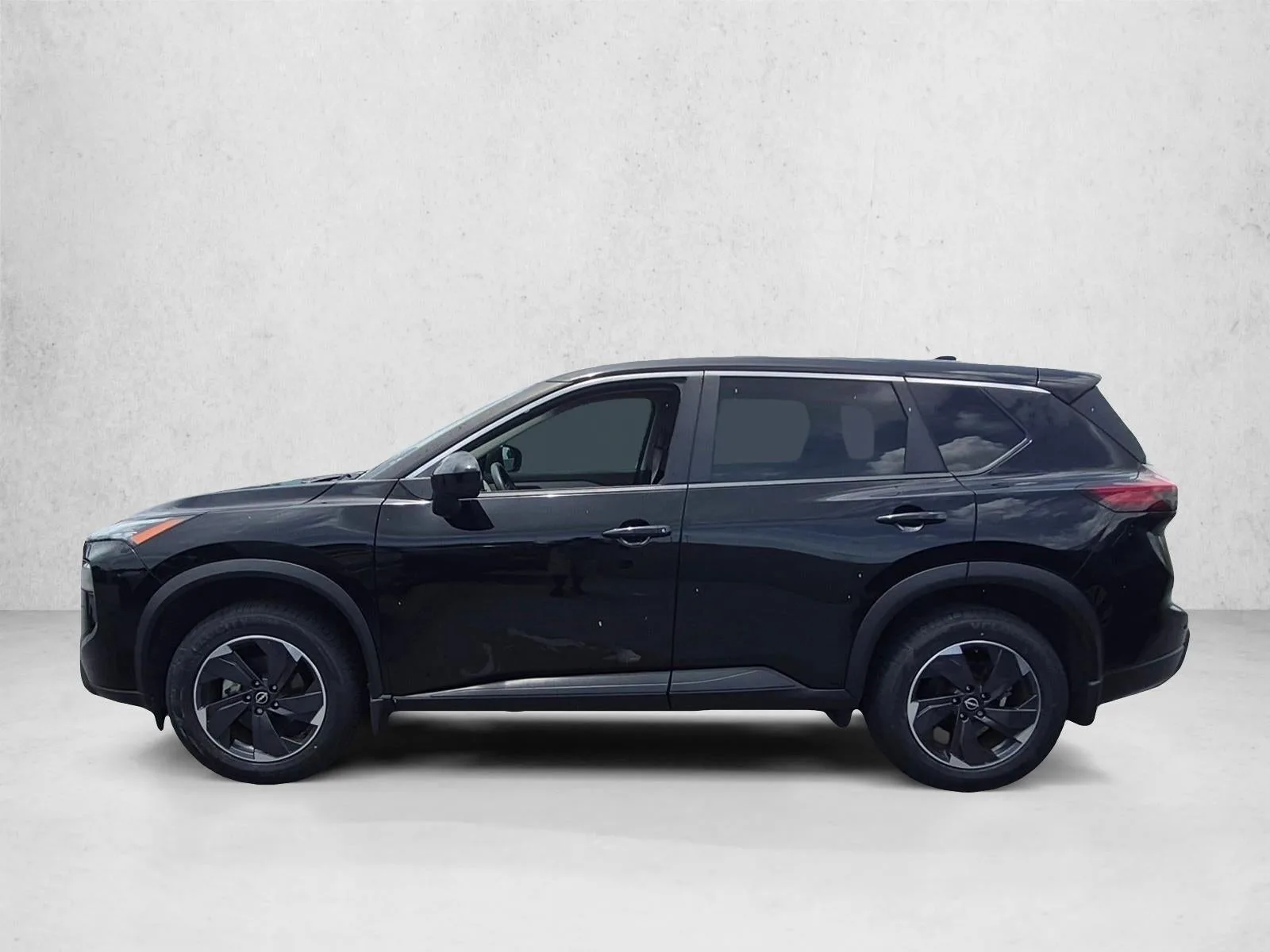 2024 Nissan Rogue FWD SV photo 7