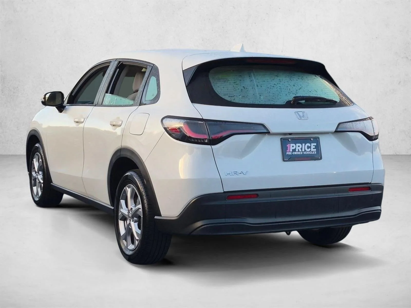 2024 Honda HR-V LX 2WD CVT photo 8