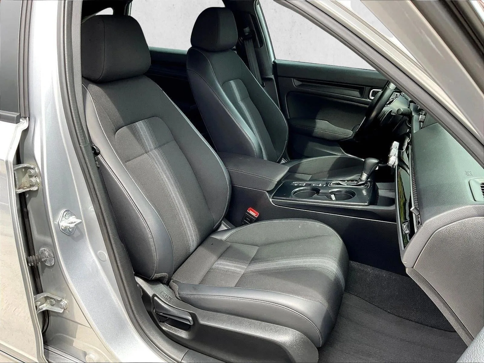 2022 Honda Civic Sedan Sport CVT photo 7