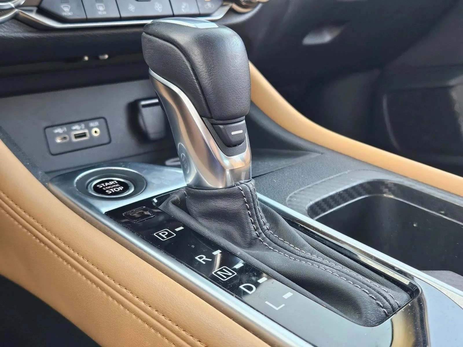 2023 Nissan Sentra SV CVT photo 9