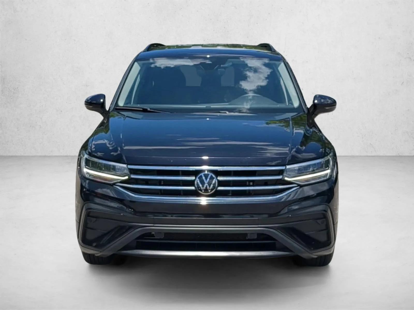 2024 Volkswagen Tiguan 2.0T S photo 2