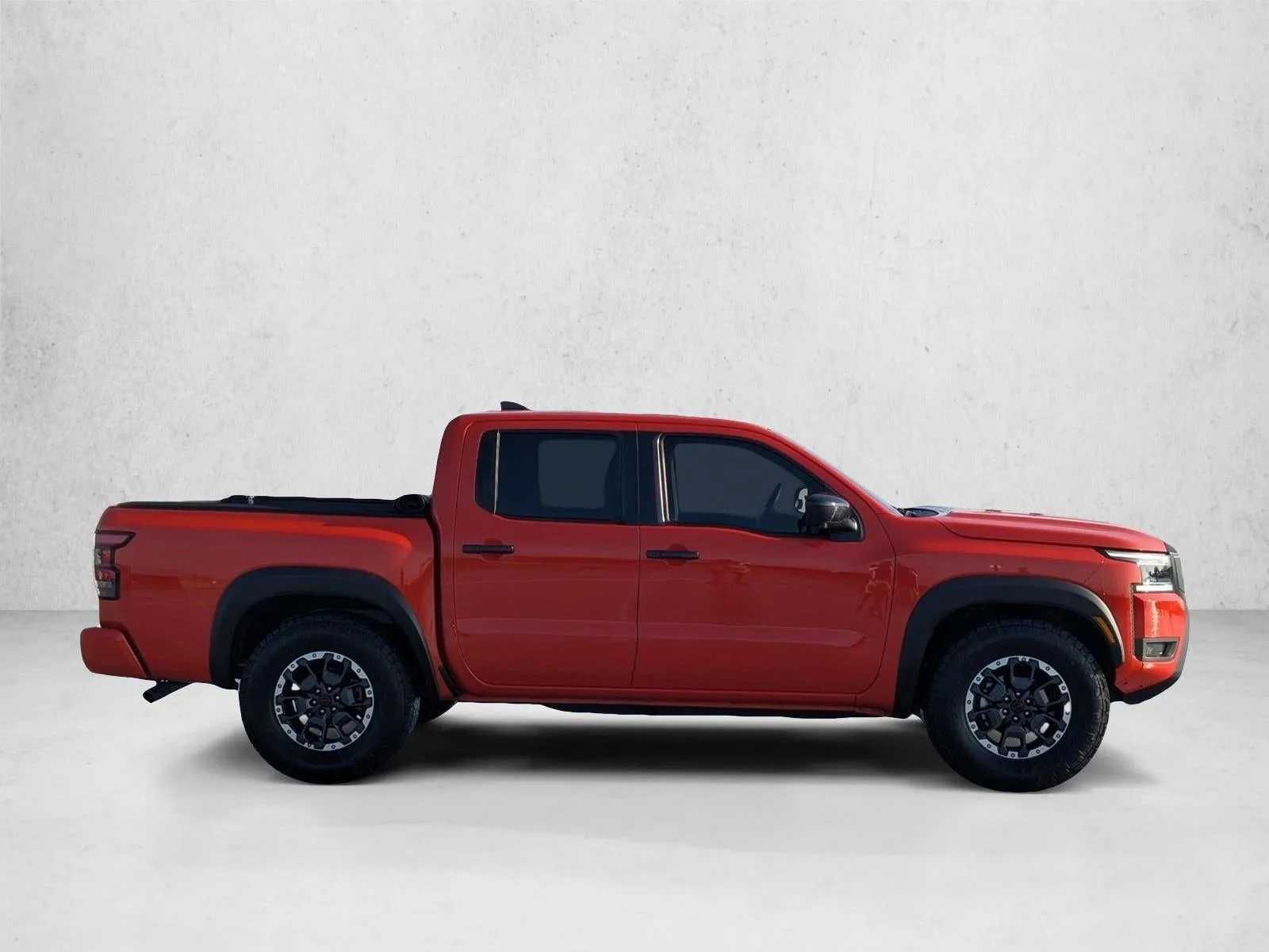 2025 Nissan Frontier Crew Cab PRO-X 4x2 photo 4
