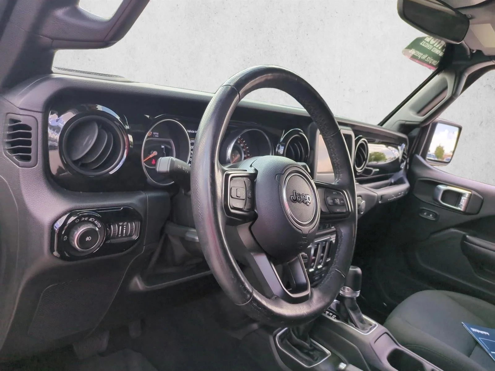 2021 Jeep Wrangler Willys 4x4 photo 10
