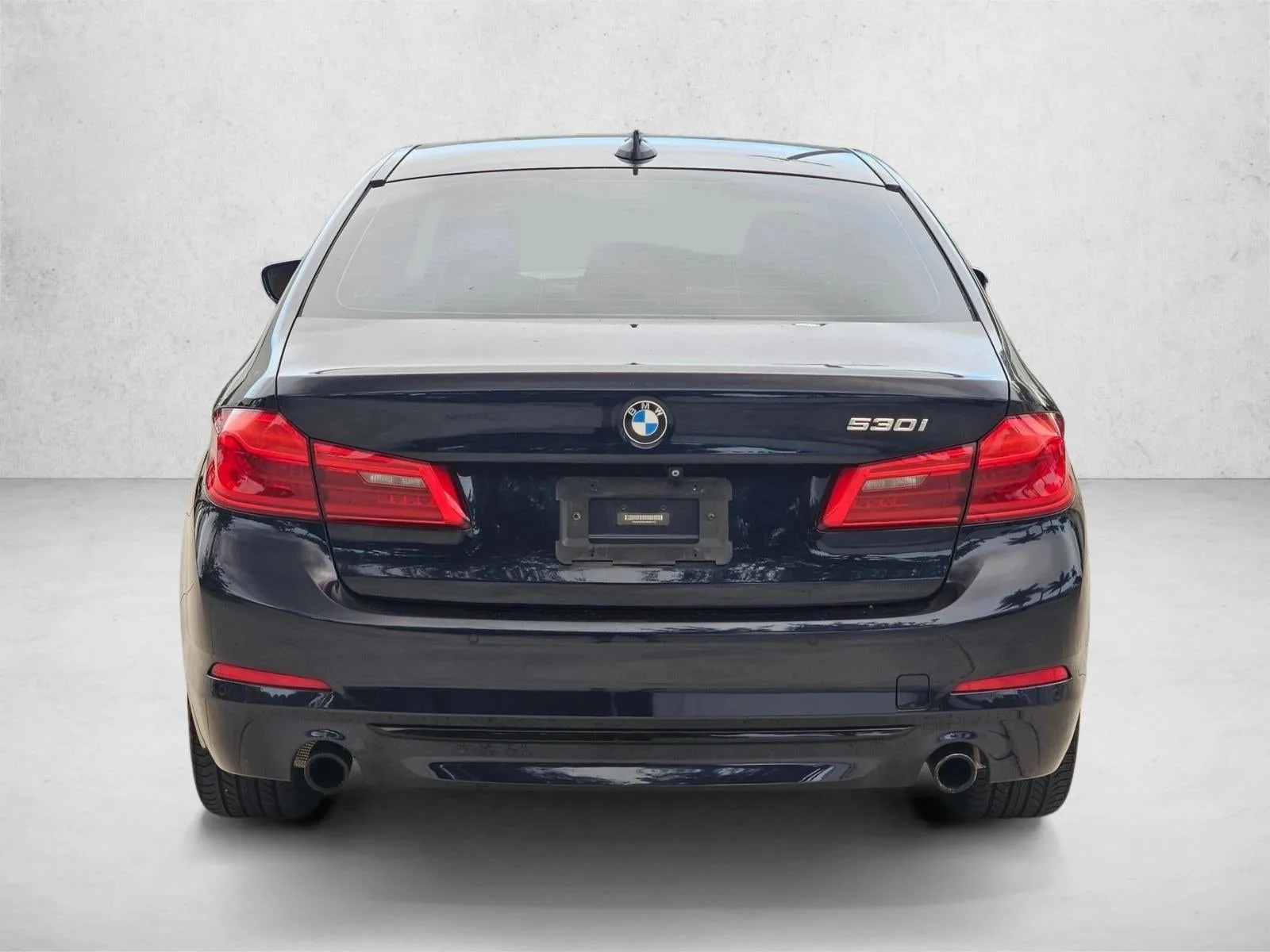 2020 BMW 530i Sedan photo 6