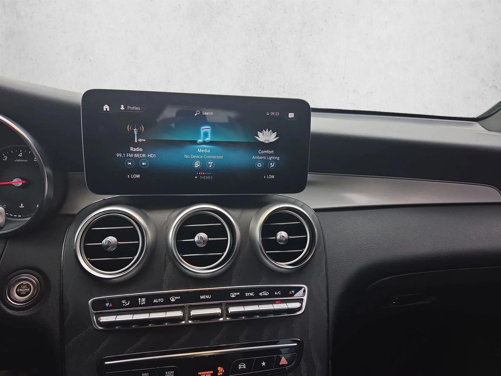 2021 Mercedes-Benz GLC GLC 300 SUV photo 10